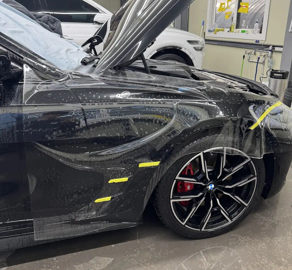 BMW 420i 전체 PPF 시공 중