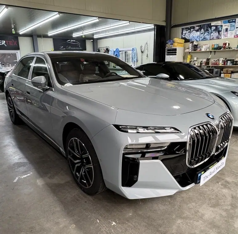 BMW i7 시공 전