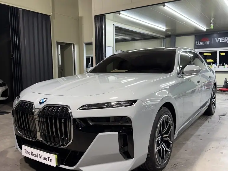 BMW i7 전체 PPF 시공 사례