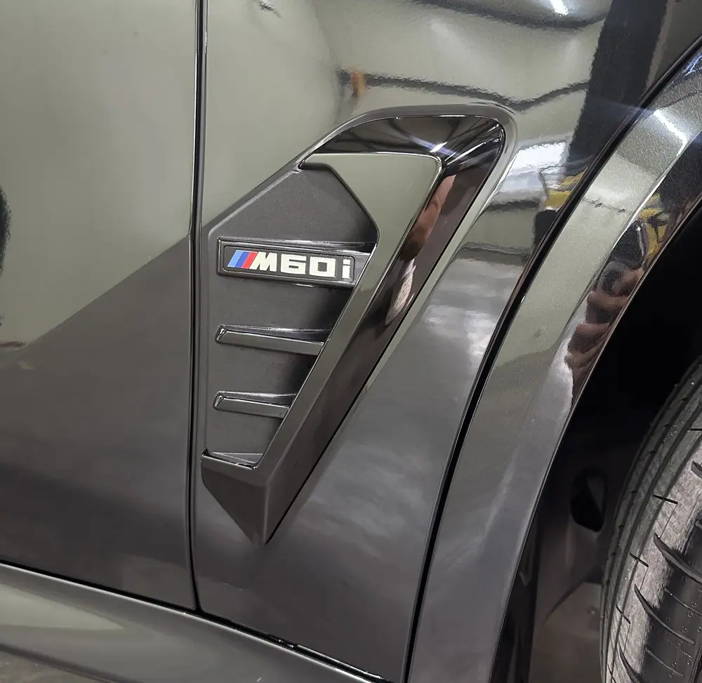 BMW X5 M60i 전체 PPF 근접 마감