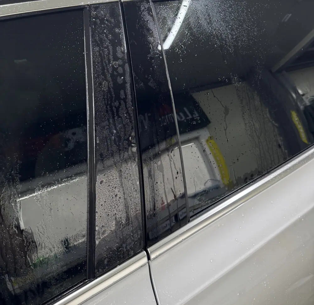 볼보 S90 전체 PPF 시공 중