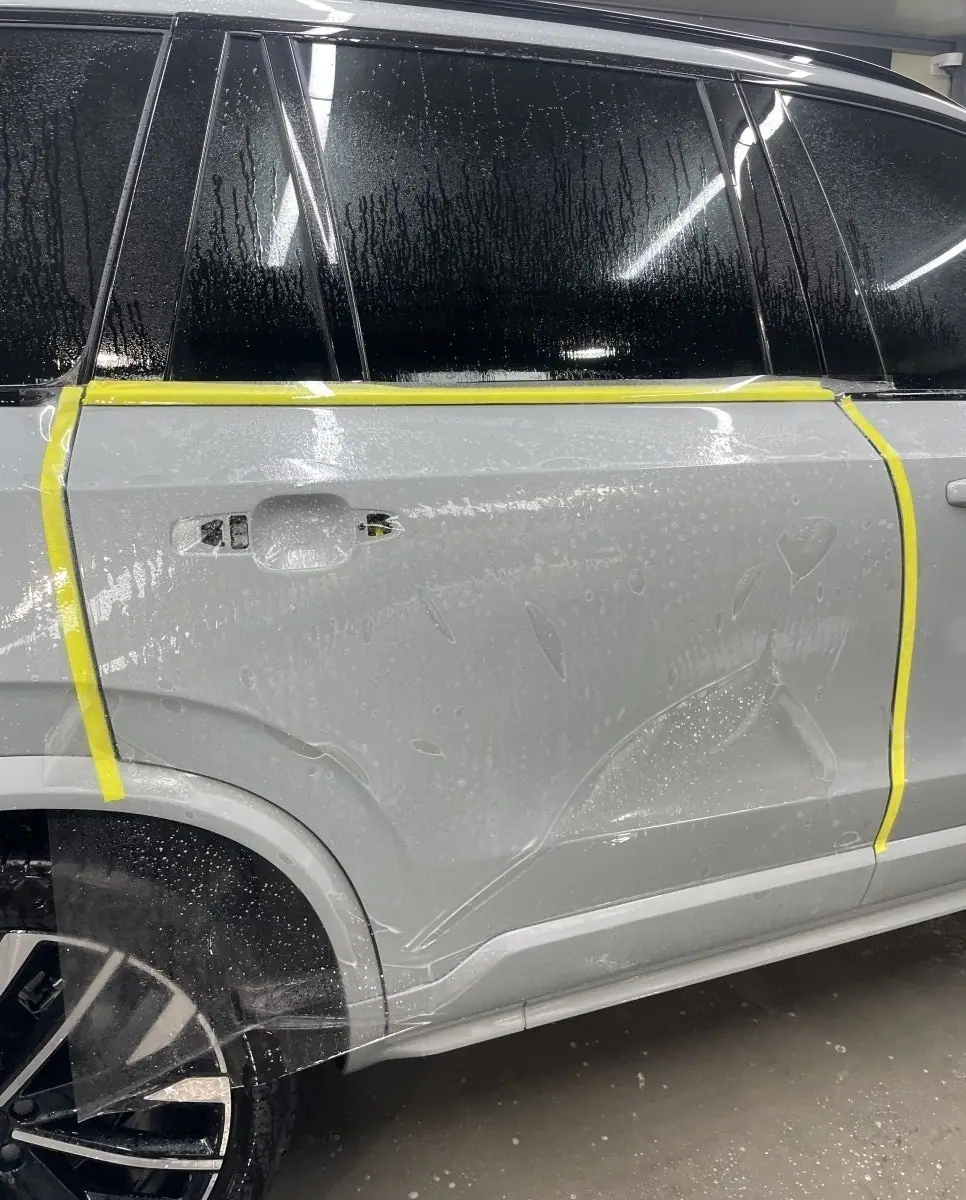 볼보 XC90 T8 전체 PPF 시공 중
